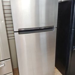 Whirlpool Refrigerator 