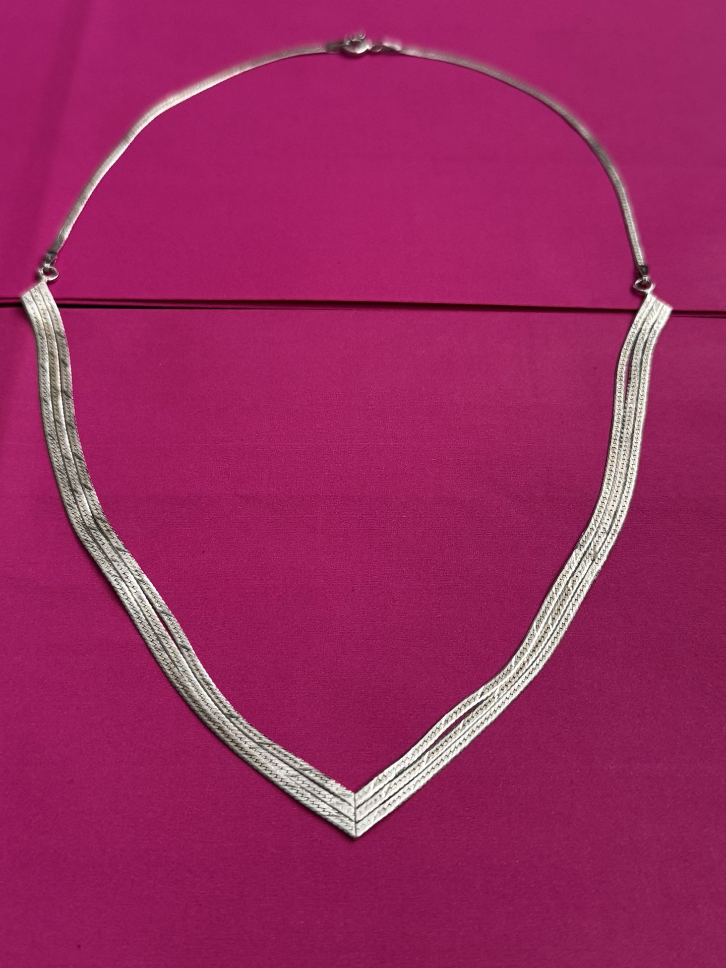 Vintage Sterling Silver 925 Italy delicate chain necklace  In great condition