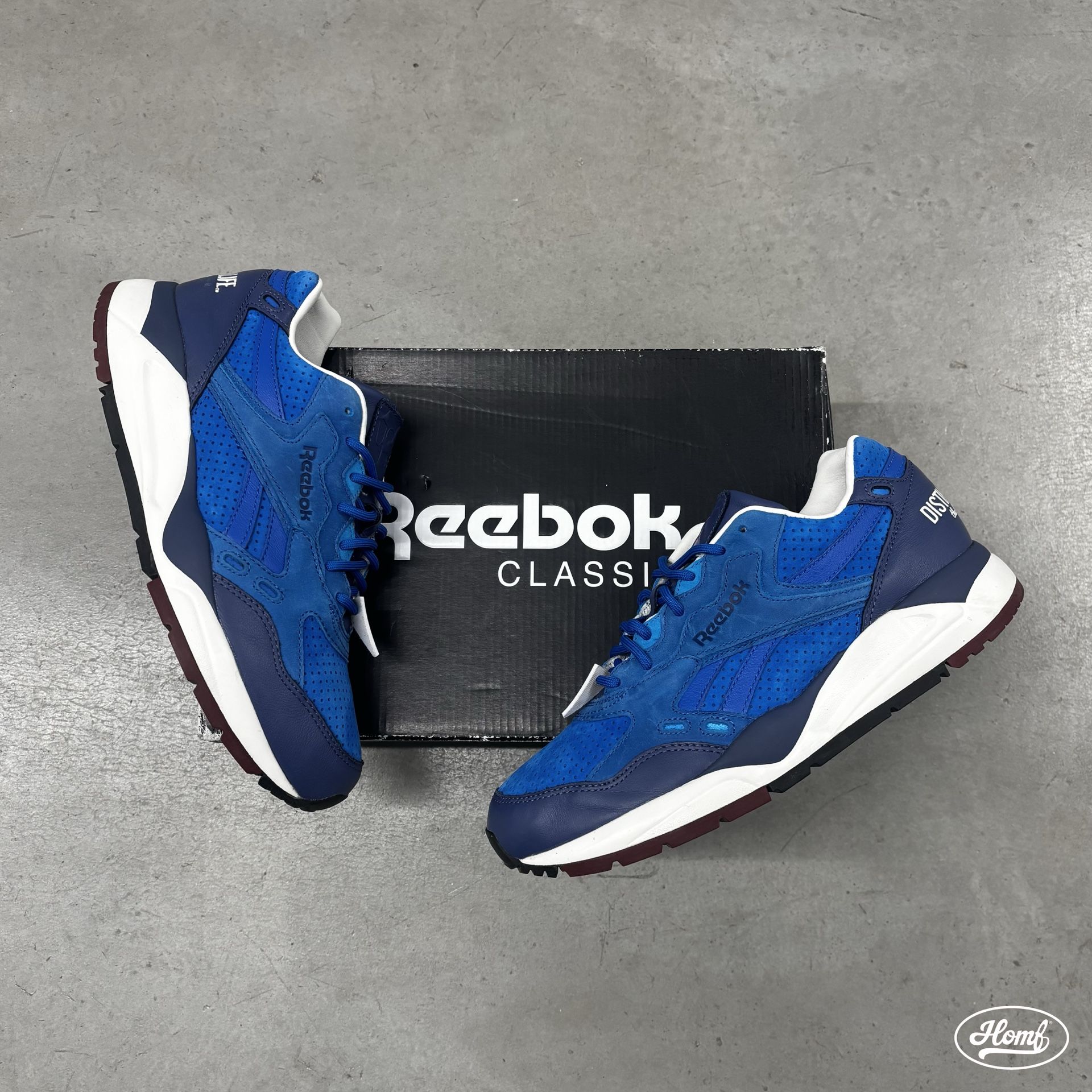 Reebok Bolton DV Size 7.5M (9.5W)