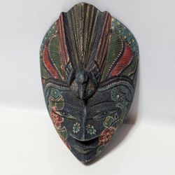 7.5 Inch Hand Carved Batik Wood Mask w Bird Motif Indonesian Tribal Wall Decor