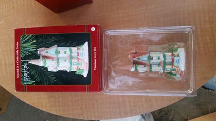 Collectable christmas tree ornaments