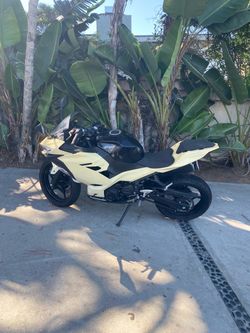 Kawasaki Ninja 400