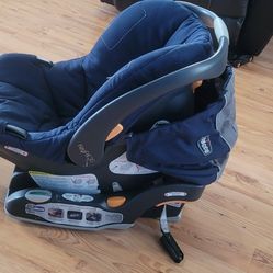 Chico CAR Seat With Base