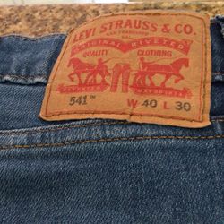 Levi’s Jean excellent condition size 40