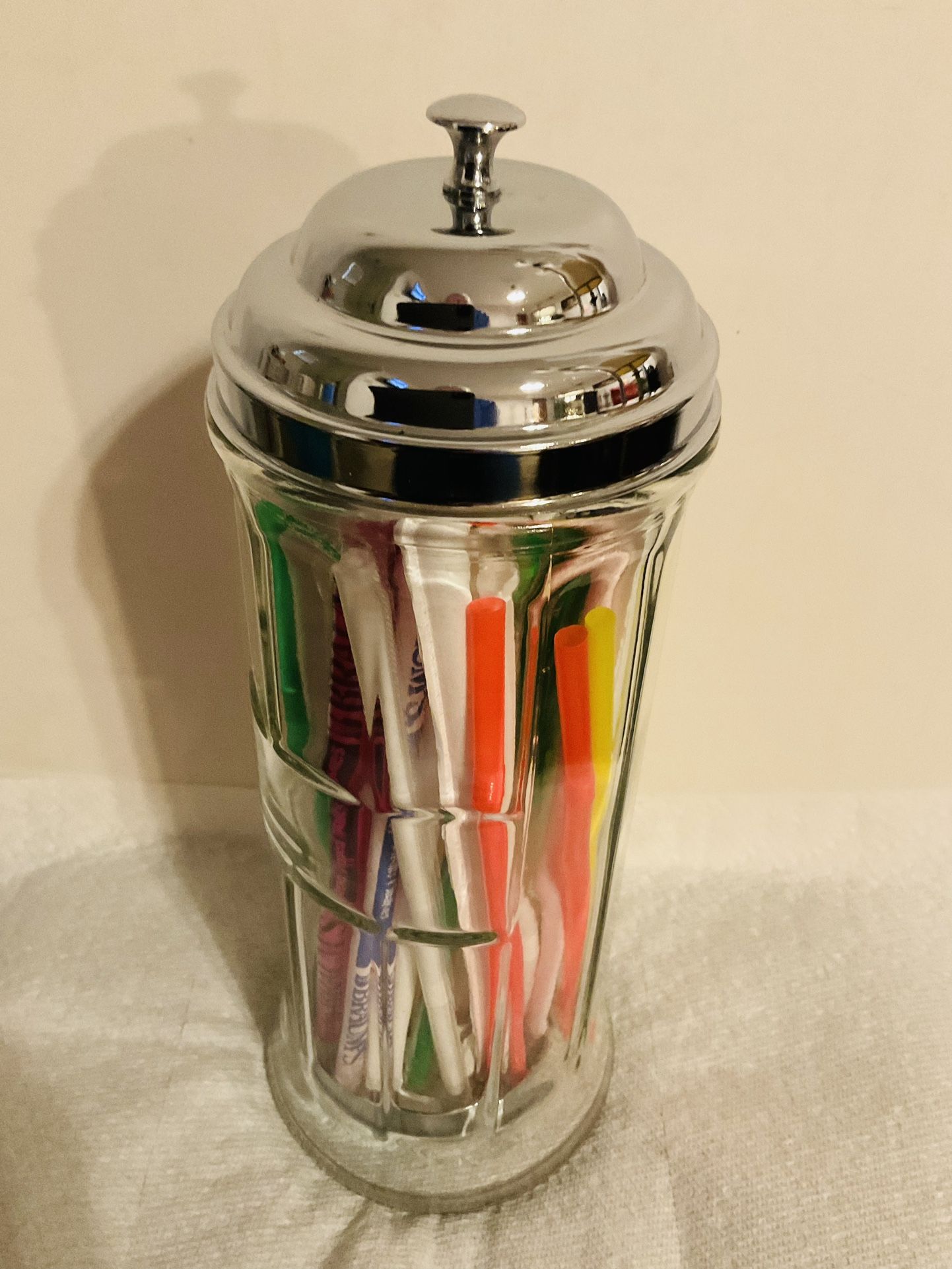 SODA FOUNTAIN COLLECTIBLES - RETRO STRAW HOLDER & MASON JAR DRINK HOLDER WITH STRAWS - ALL FOR $12