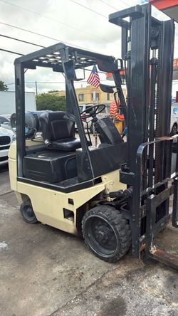 Forklift