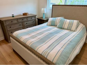 POTTERY BARN BEDROOM SET – TOULOUSE