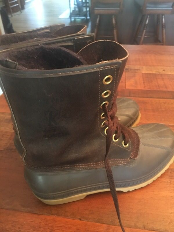 Men's wool lined Sorel leather and rubber boots