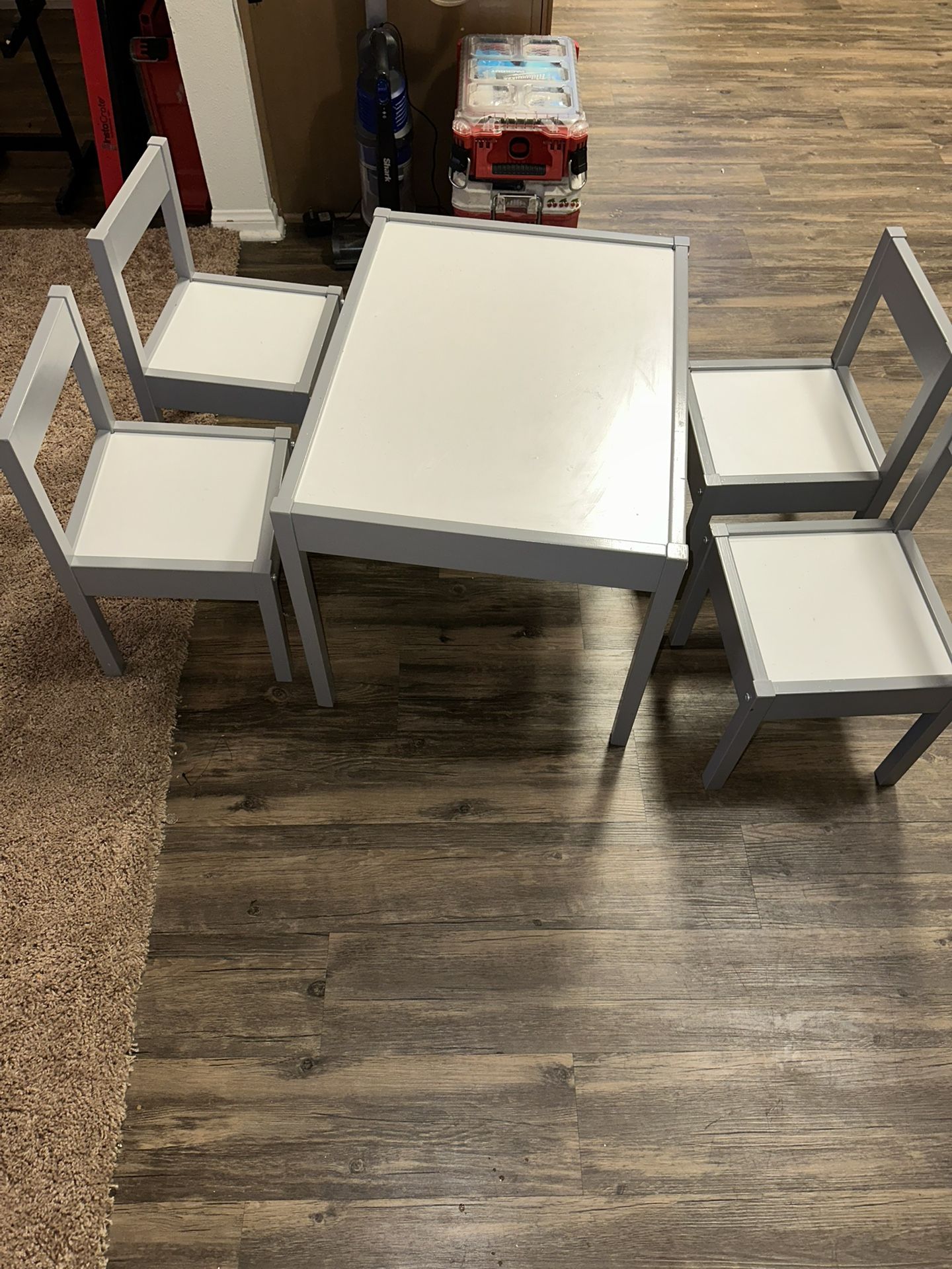 Kids Table Playing Table