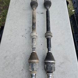 2010 - 2015 Toyota Prius passenger axles (right side)
