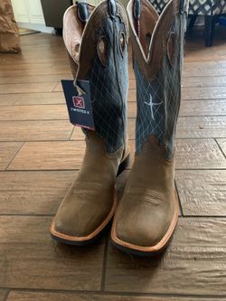 Twisted cowboy boots