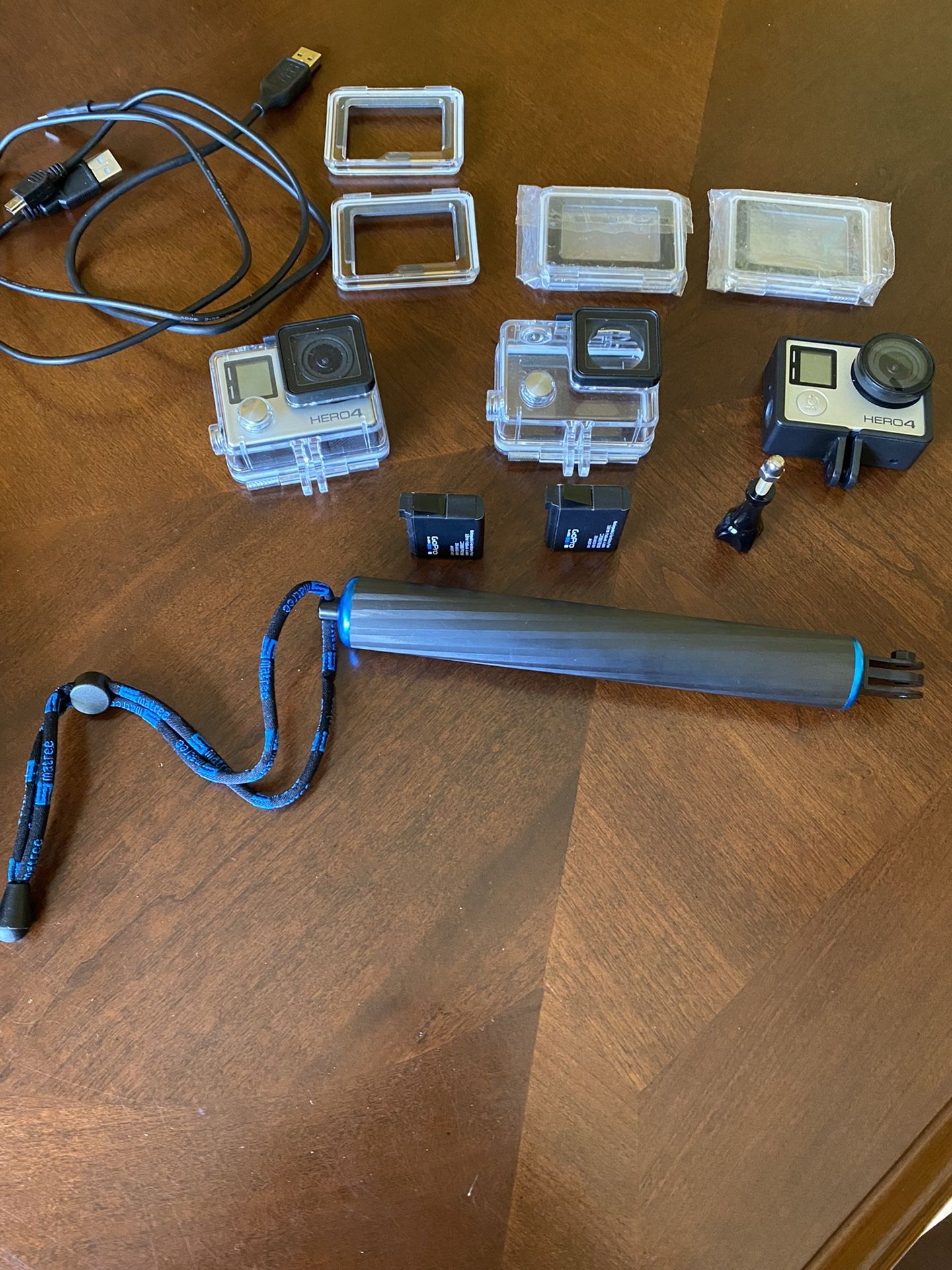 2 GoPro Hero 4 Silver HD Cameras