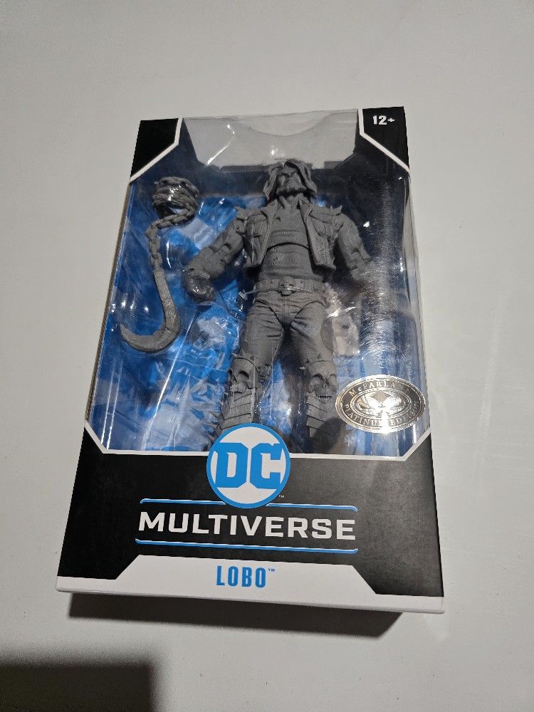 McFarlane Toys (2021) DC Multiverse GRAY LOBO 7" Action Figure w/Trading Card