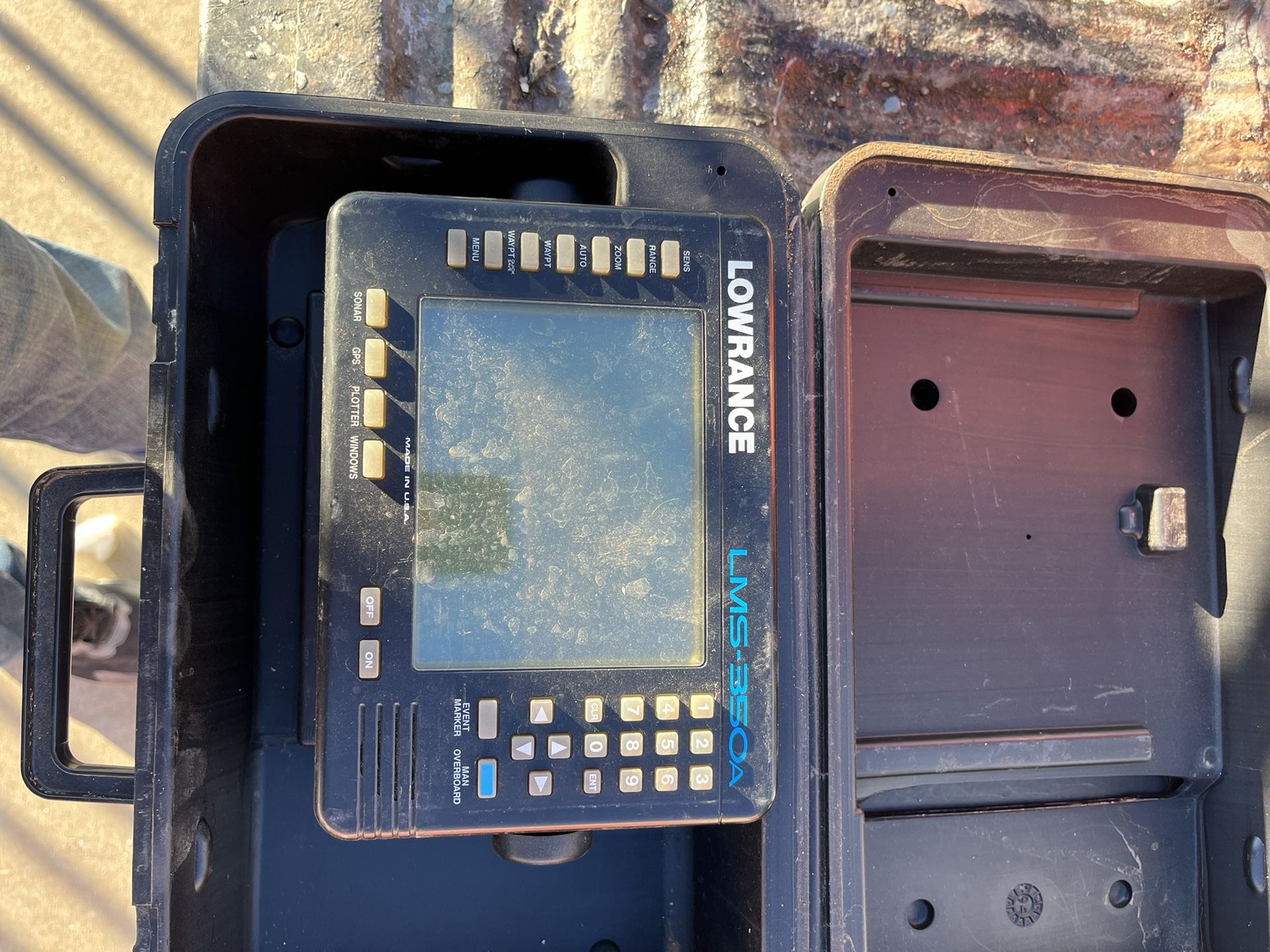 Lms 350 A Lawerence Fish Finder