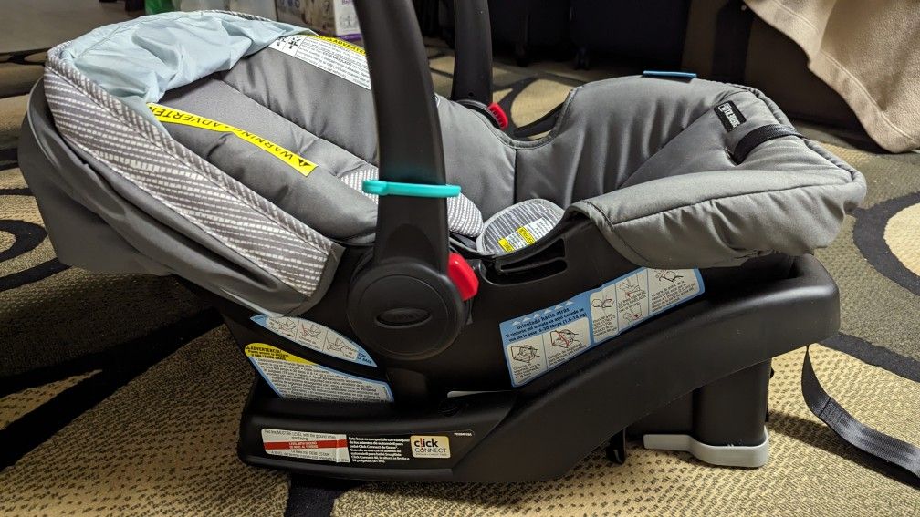 Graco keyfit 30 Car seat and Base - HOT DEAL