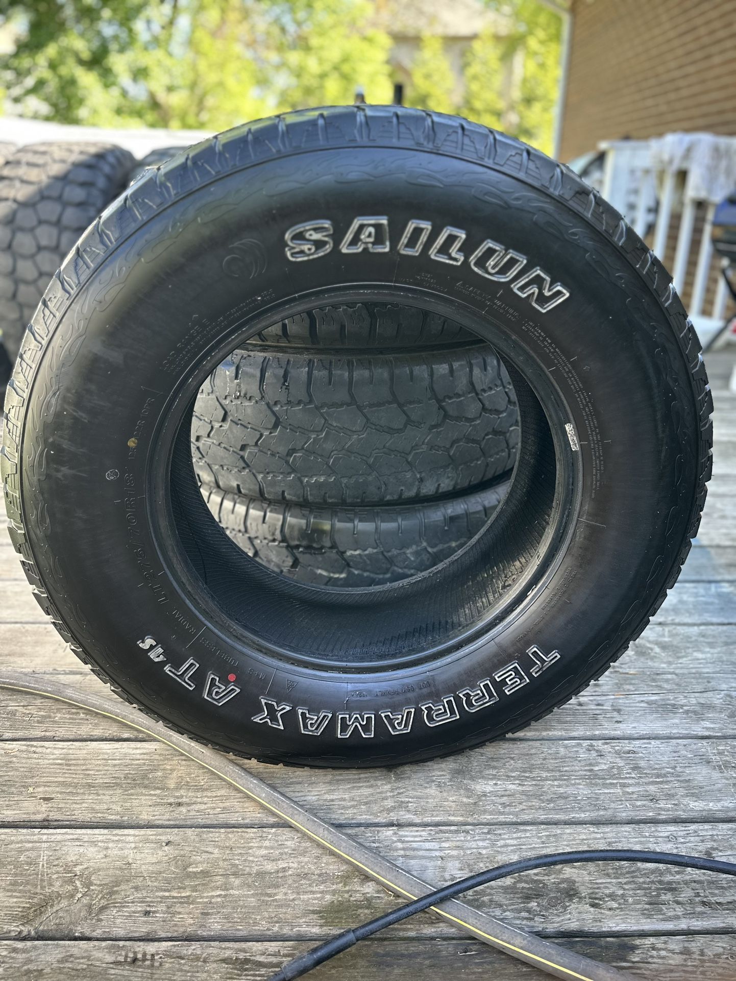 275/70/18