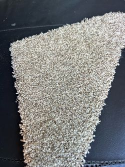 Brand new high-quality carpet remnant Brand new high-quality carpet remnant