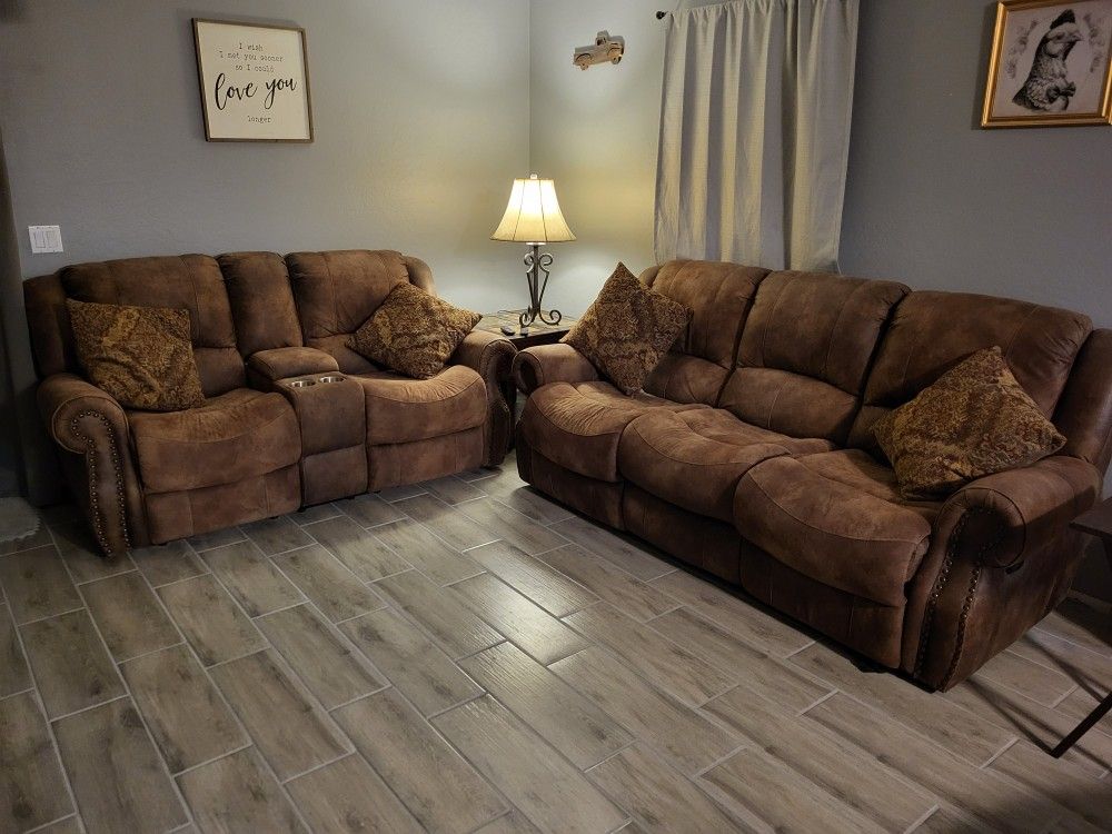 Reclining Sofa/couches