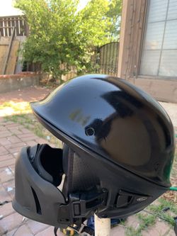 Bell Rogue Size Medium Like New Condition