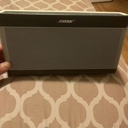 Bosse Bluetooth Speaker 