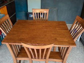 Dining Table 4 Chairs