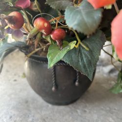 Artificial flower