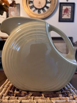 Fiesta~Homer Laughlin Yellow Disc Water Pitcher  1930~50’s Fiestaware~Vintage