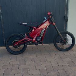 NO trade - sale only 2025 Talaria X3 Red XXX