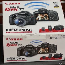 Canon EOS REBEL T7 used LIKE NEW