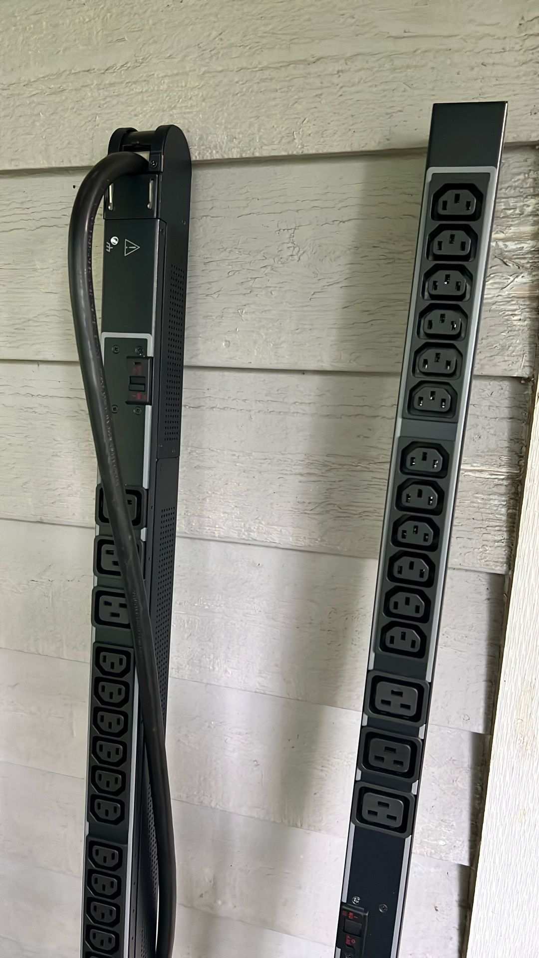 SMART PDU POWER DISTRIBUTION UNITS