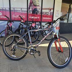 Trek 820 Mountain Bike