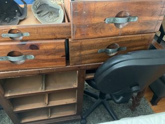 Desk & Chair