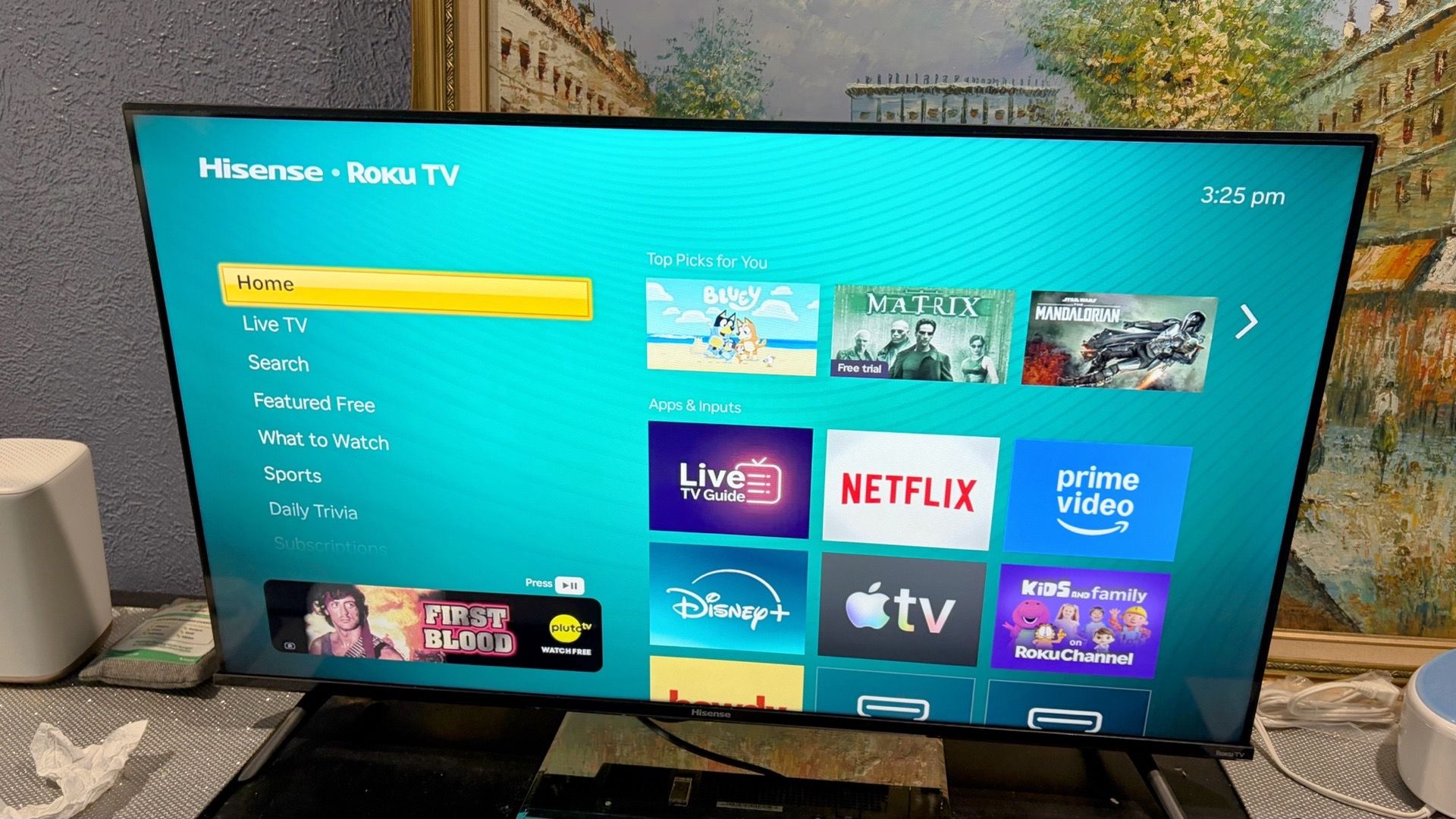 New Smart TV by ROKU $100