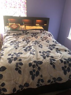 Queen size bed frame no matters