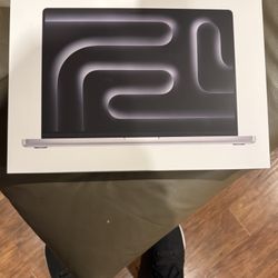 Mint!!! OBO!! macbook pro M2 Max 32gb 38c gpu Applecare+ 1tb