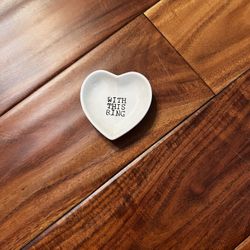 Mud pie with this ring heart ring holder