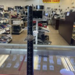 10K Yellow Gold Diamond Ring ( Size: 6) For Sale