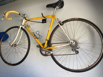 Vintage centurion LeMans women’s bike