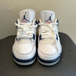 Air Jordan 4 Retro Midnight Navy Size 7 – Used, No Box