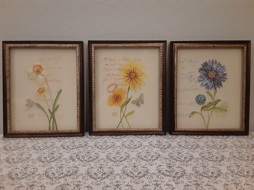 Floral Embroidered Wall Art