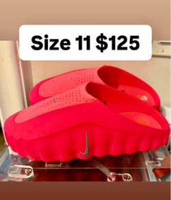 Nike mind slides solar red size 11 men