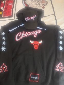 Chicago Bulls Black and Teal hoodie shirt size XL us