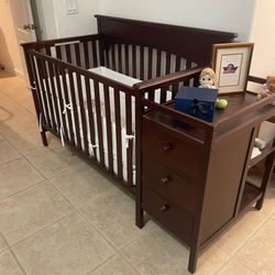 Baby Crib 