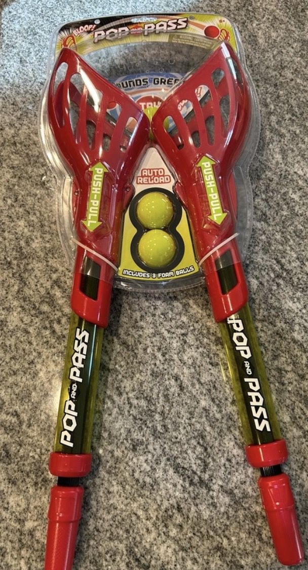 New Hog Wild Pop and Pass Outdoor Throwing Game - Ages 6+ - Family Game Night