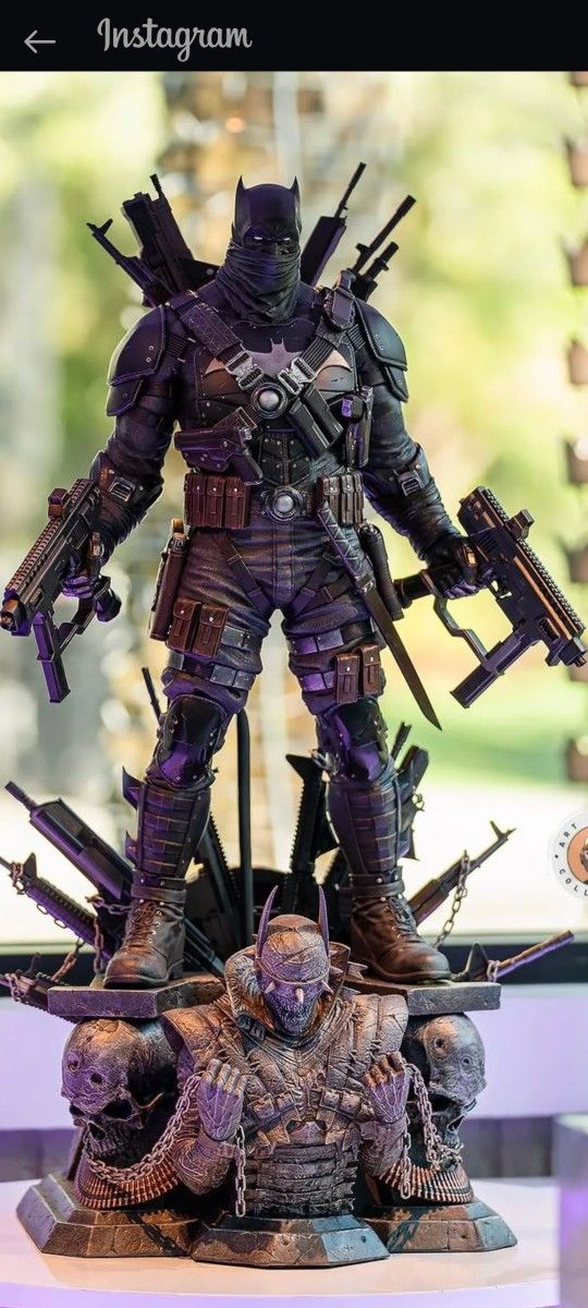 Batman, Grim Knight. Prime 1 Studio Statue