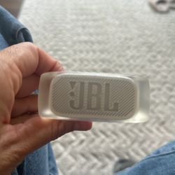 JBL party box 1000 bracelet Bluetooth