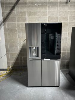 LG 27 Cu Ft InstaView Side-by-Side with Craft Ice - Scratch & Dent