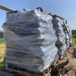 DRY ALMOND FIREWOOD PALLETS CORDS