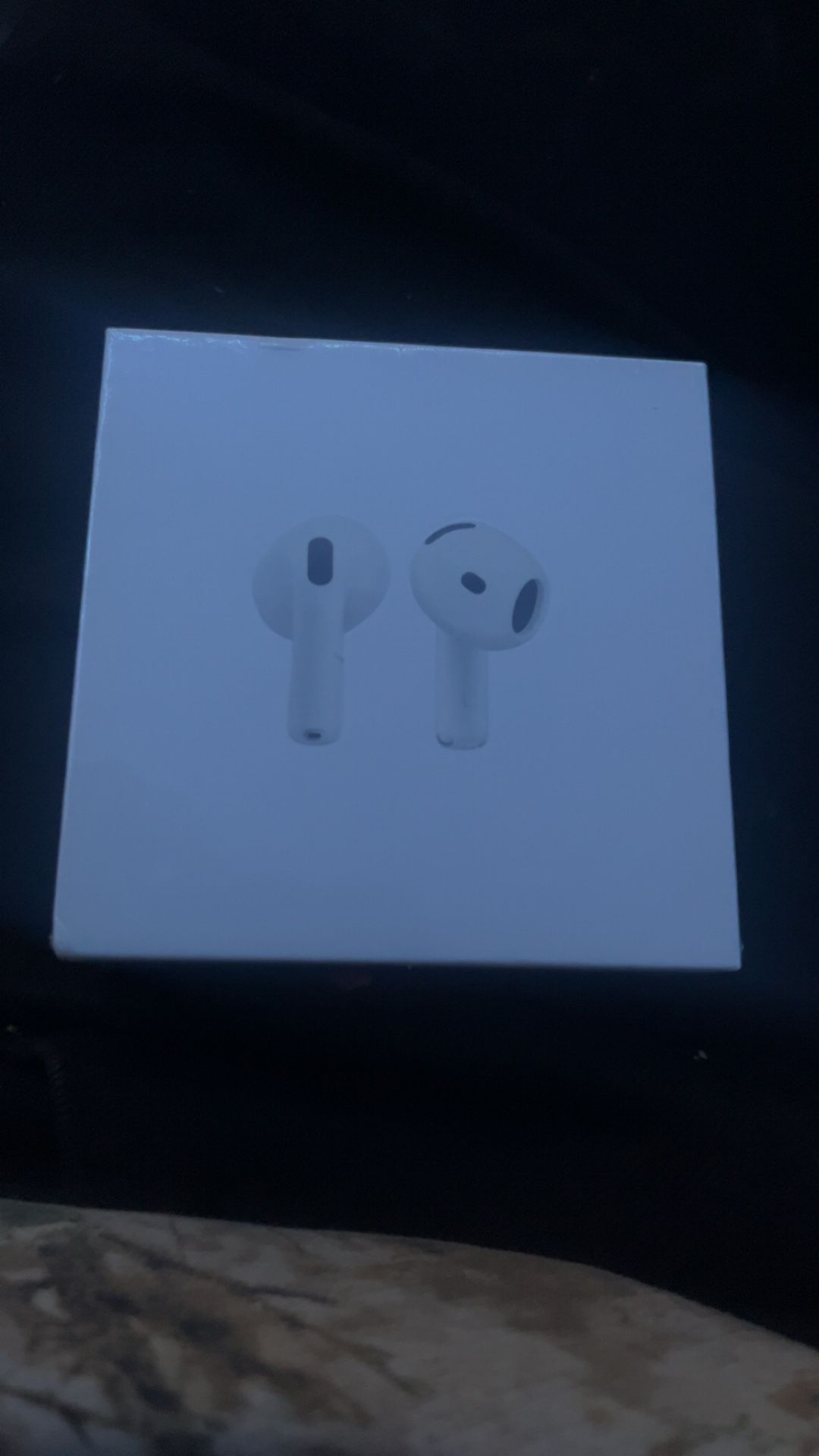 AirPods Gen 4
