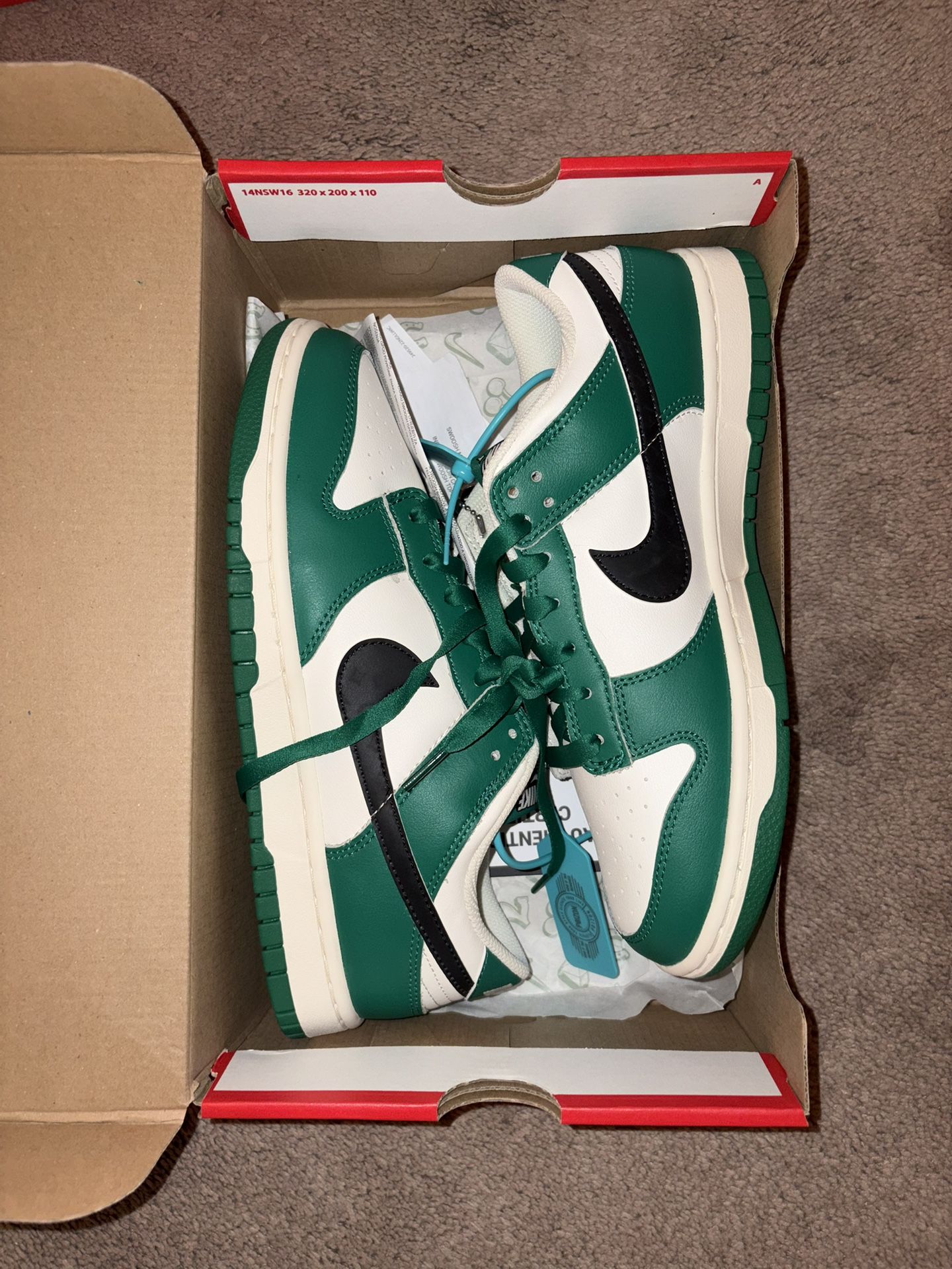 Nike Dunk Low SE Lottery Pack Malachite Green
